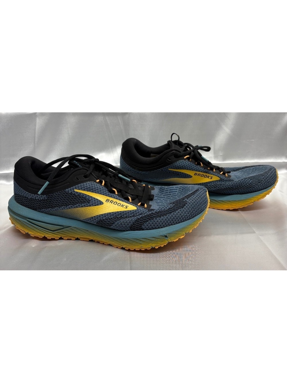 Brooks Men’s Revel 7 Running Sneakers Storm Blue/Black/Orange Pop Size 10.5 M(D)